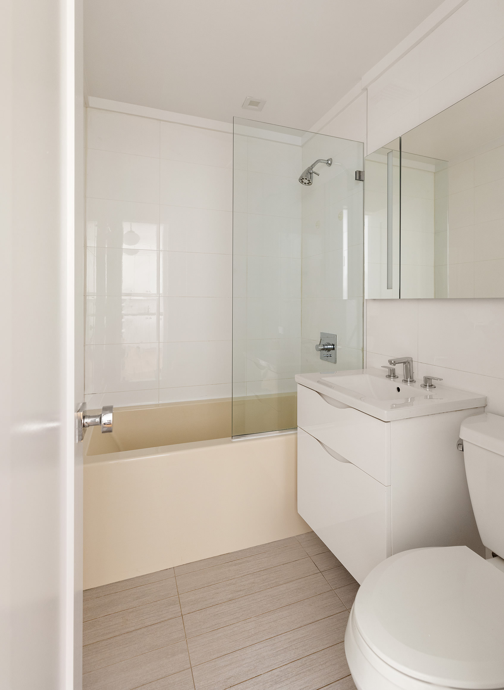 9 Barrow Street, Unit 3C Manhattan, NY 10014 - Photo 6 of 9