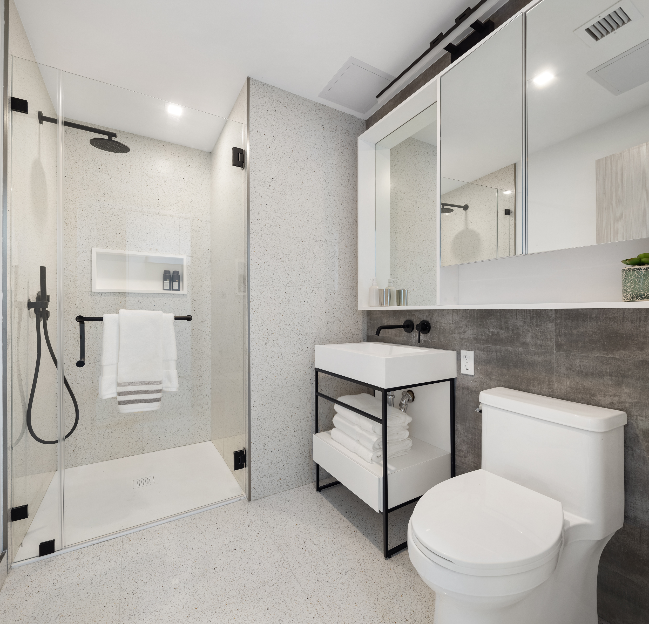 181 East 101st Street, Unit PH4 Manhattan, NY 10029 - Photo 10 of 12