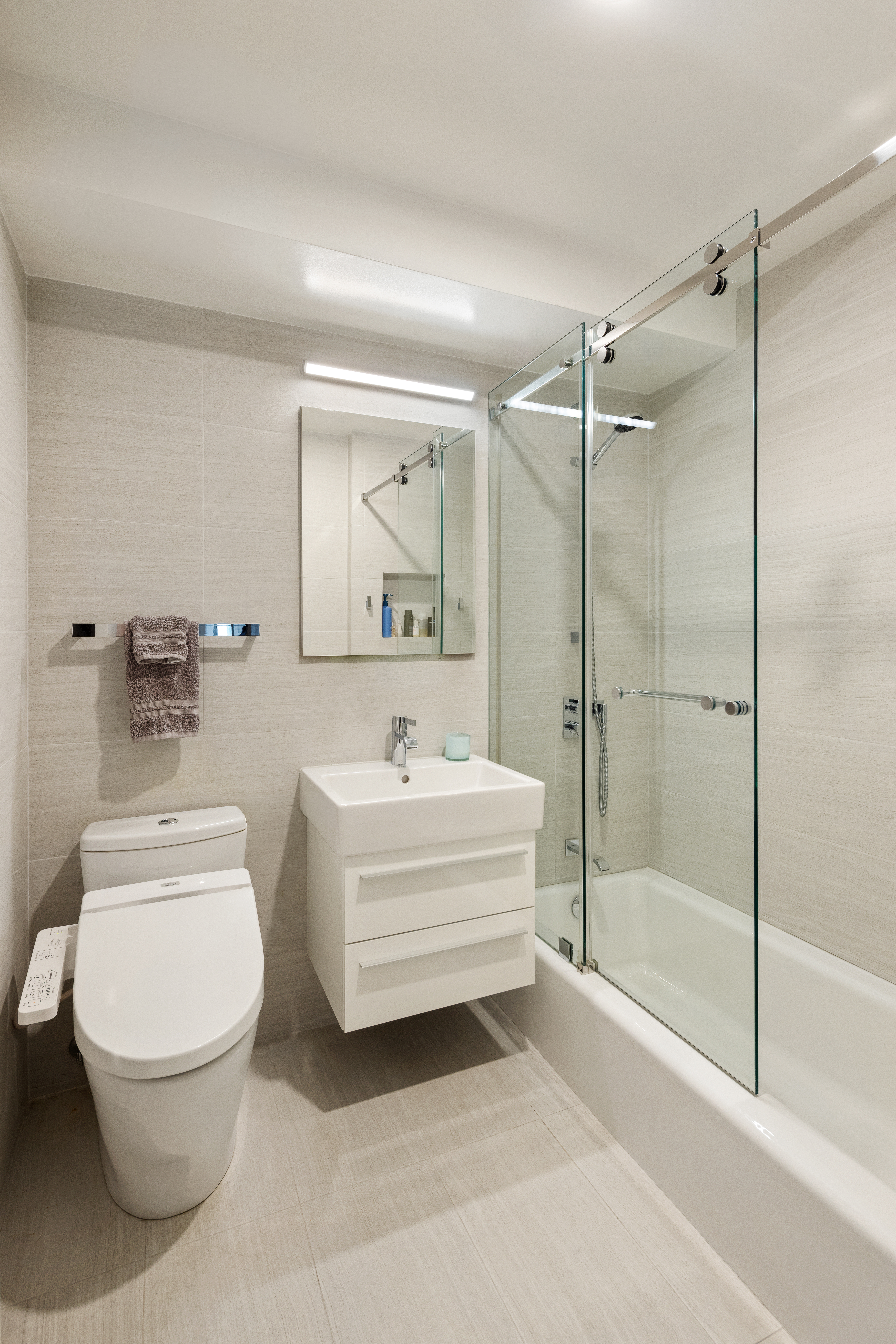 70 East 10th Street, Unit 7A Manhattan, NY 10003 - Photo 10 of 19
