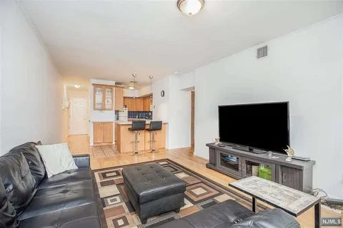 $350,000 | 6405 Boulevard East, Unit B2, West New York, NJ 07093