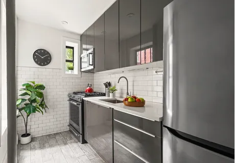 $3,000 | 443 Hicks Street, Unit 2E | Cobble Hill