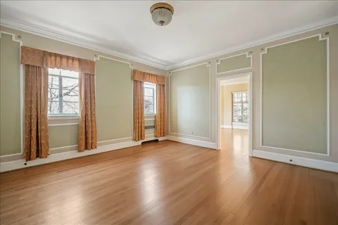 Contact Agent | 3130 Woodland Drive Northwest, Washington, DC 20008