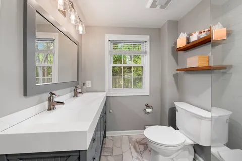 $1,050,000 | 161 Rolling Road, Bala Cynwyd, PA 19004