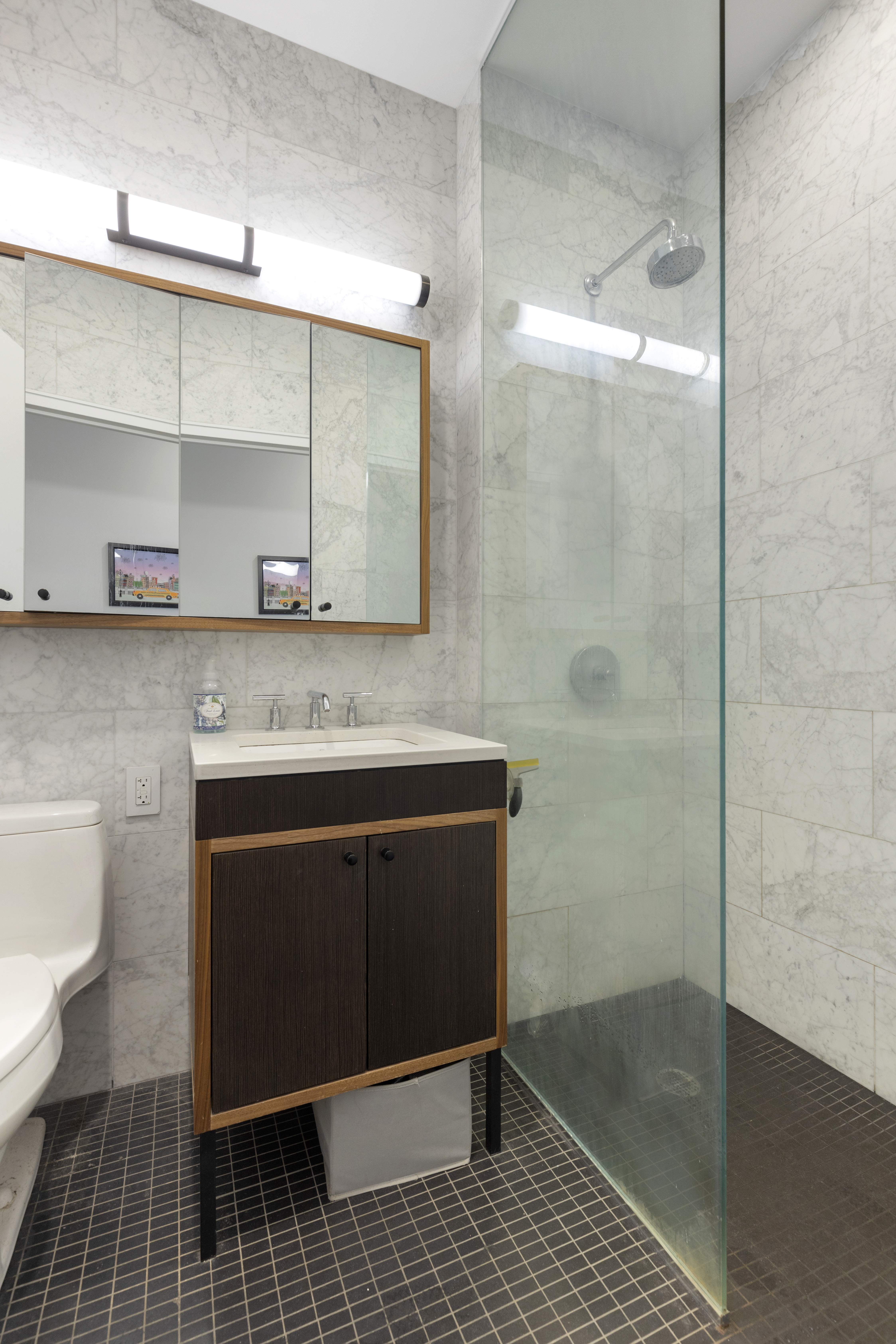 184 Kent Avenue, Unit D309 Brooklyn, NY 11249 - Photo 6 of 7