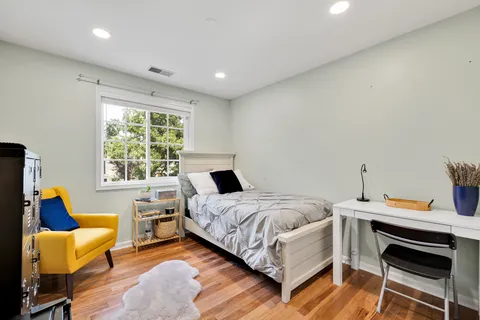 $545,000 | 1545 North Van Dorn Street, Unit A, Alexandria, VA 22304