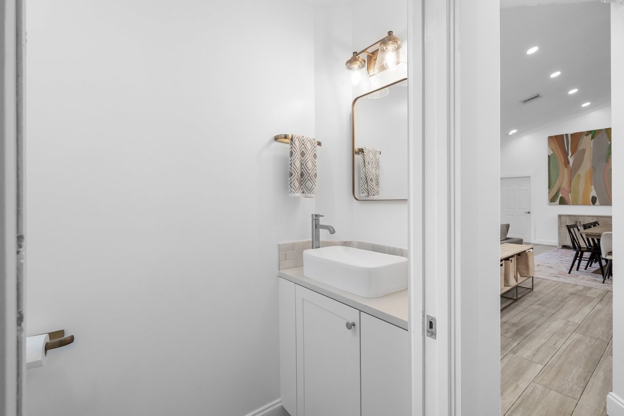 990 Northwest 8th Street Boca Raton, FL 33486 - Photo 20 of 30