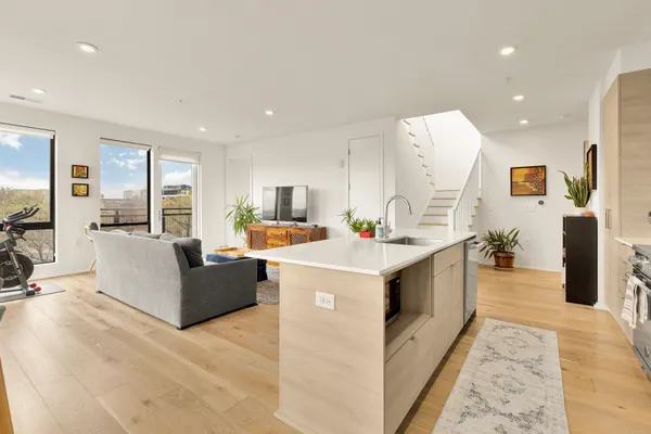 Contact Agent | 1550 11th Street Northwest, Unit 401, Washington, DC 20005