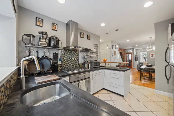 $500,000 | 1318 South Alder Street, Philadelphia, PA 19147