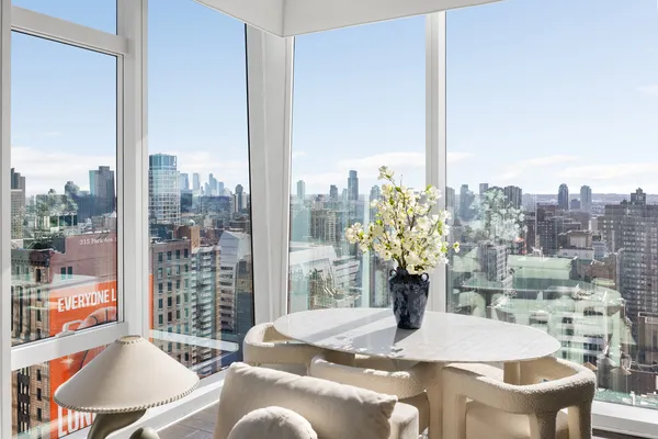 $4,250,000 | 45 East 22nd Street, Unit 32B | Flatiron