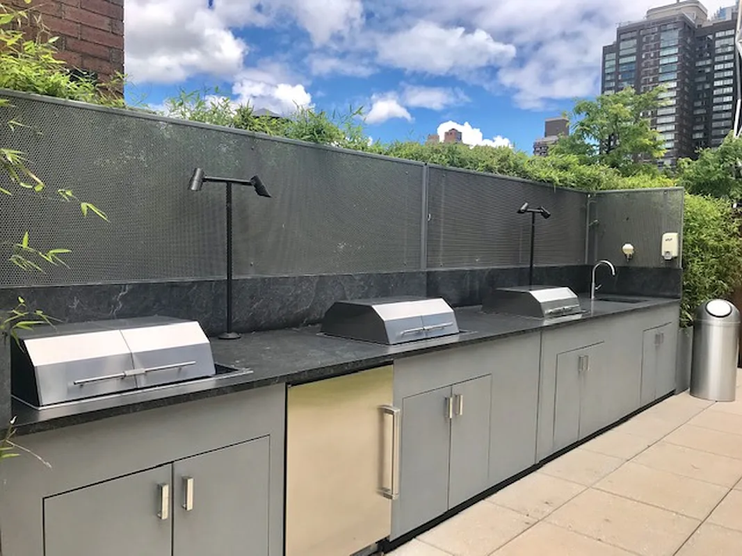 301 West 53rd Street, Unit 3I Manhattan, NY 10019 - Photo 11 of 14