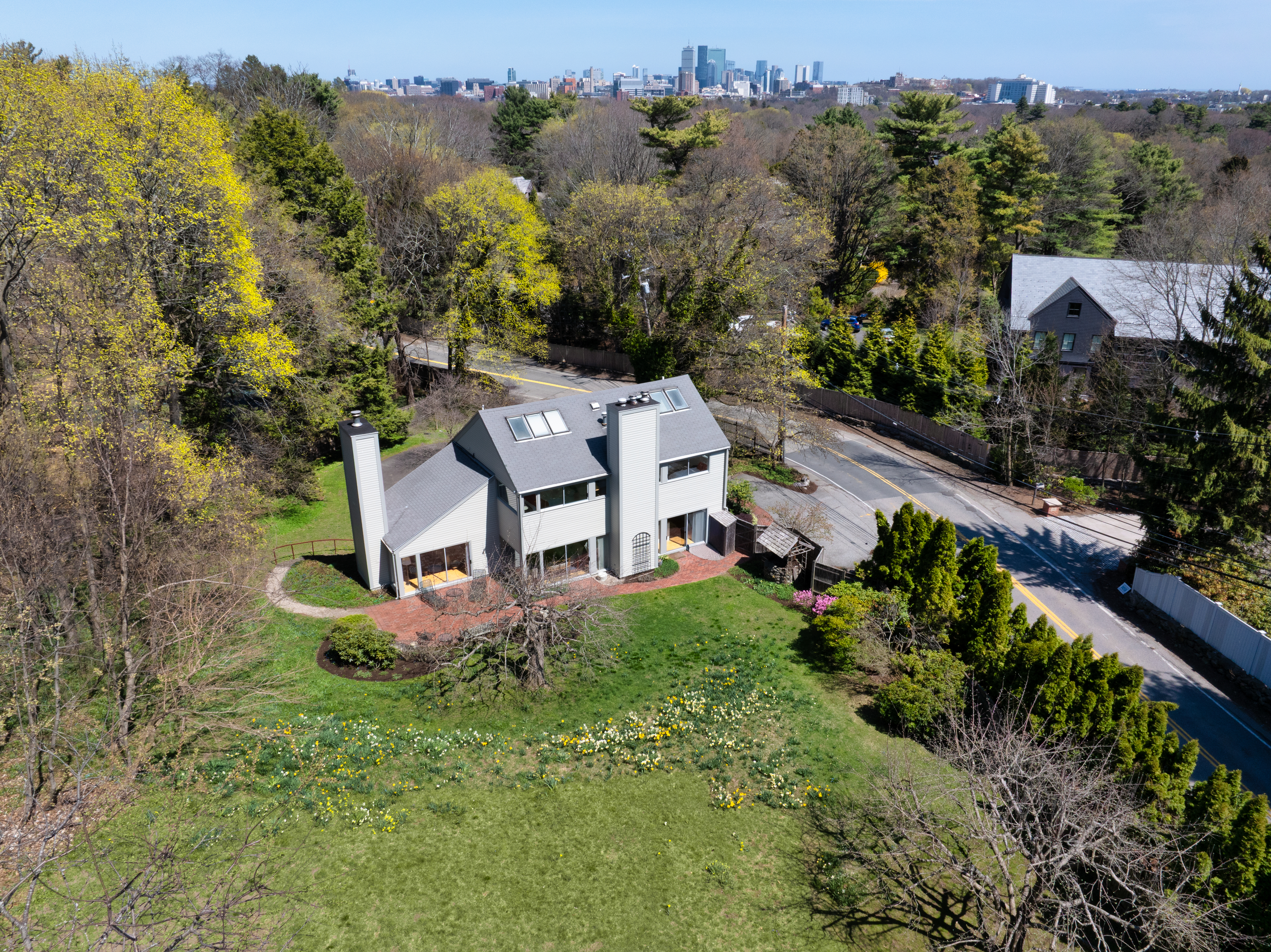 185 Warren Street Brookline, MA 02445 - Photo 14 of 18