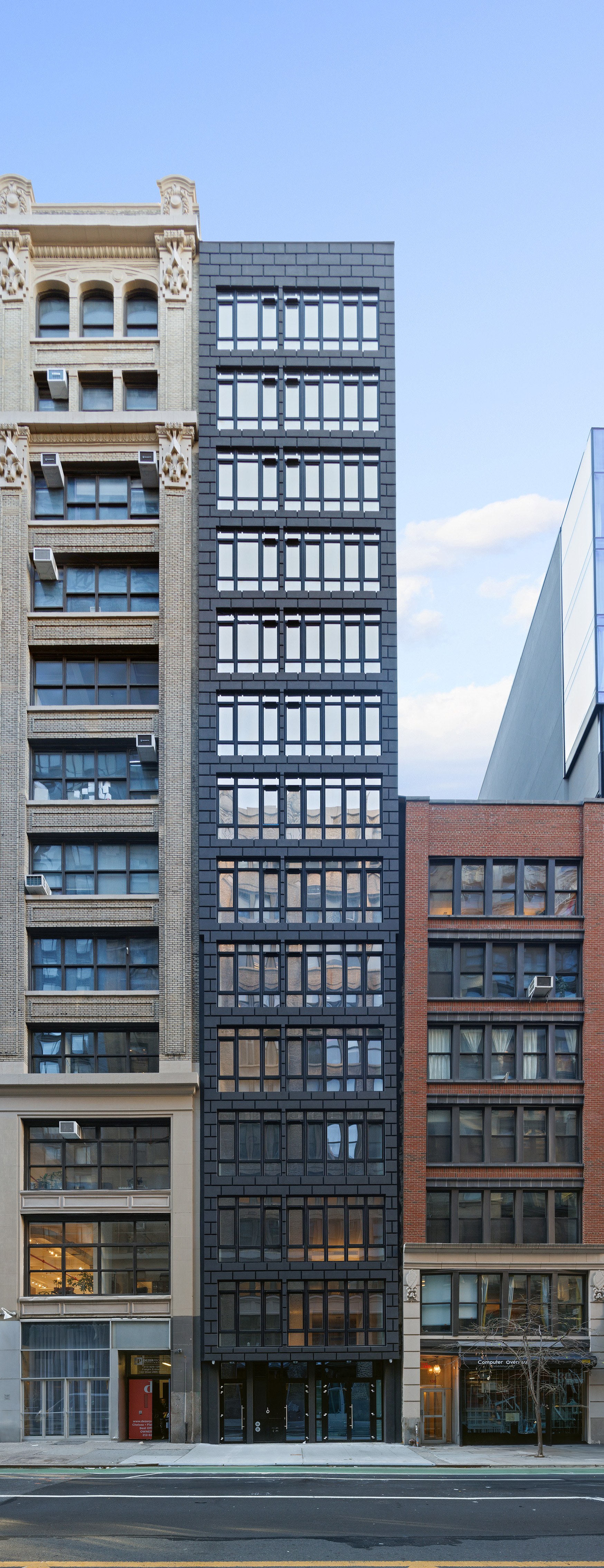 128 West 26th Street, Unit PH Manhattan, NY 10001 - Photo 19 of 21 a view of a building