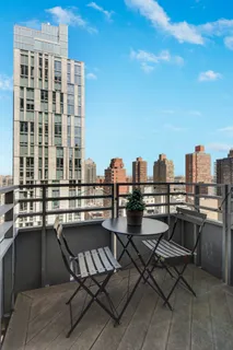 $2,195,000 | 360 East 88th Street, Unit 22C | Upper East Side