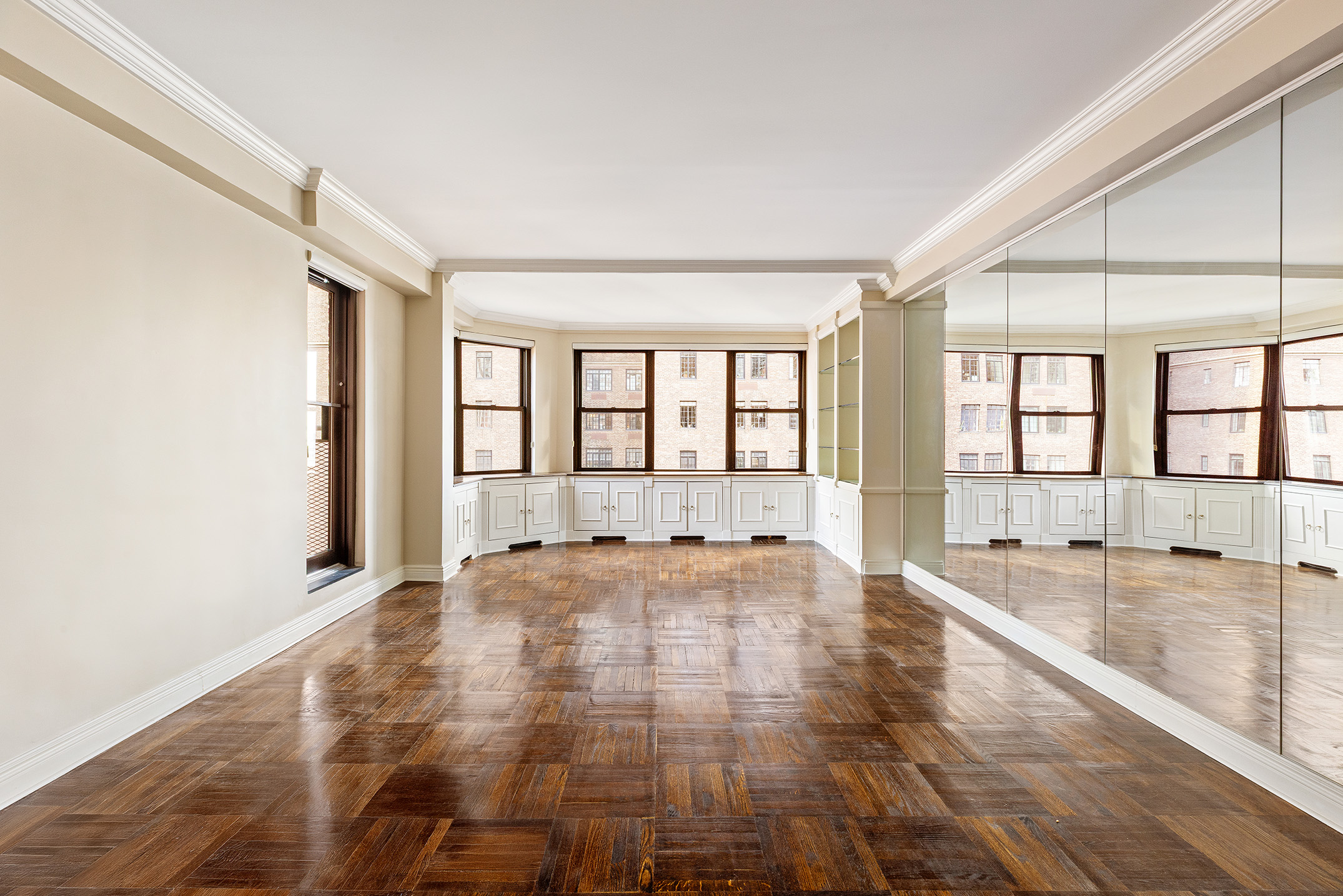 2 Tudor City Place, Unit 14BS Manhattan, NY 10017 - Photo 1 of 21