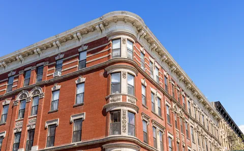 $385,000 | 555 Lenox Avenue, Unit 3C | Central Harlem