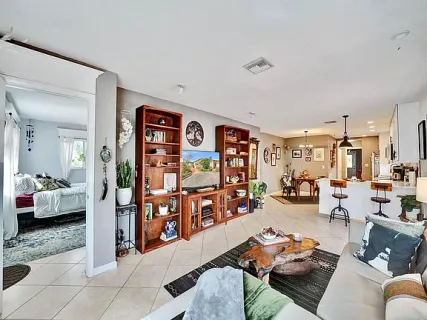 $630,000 | 381 Northeast 42nd Street, Oakland Park, FL 33334