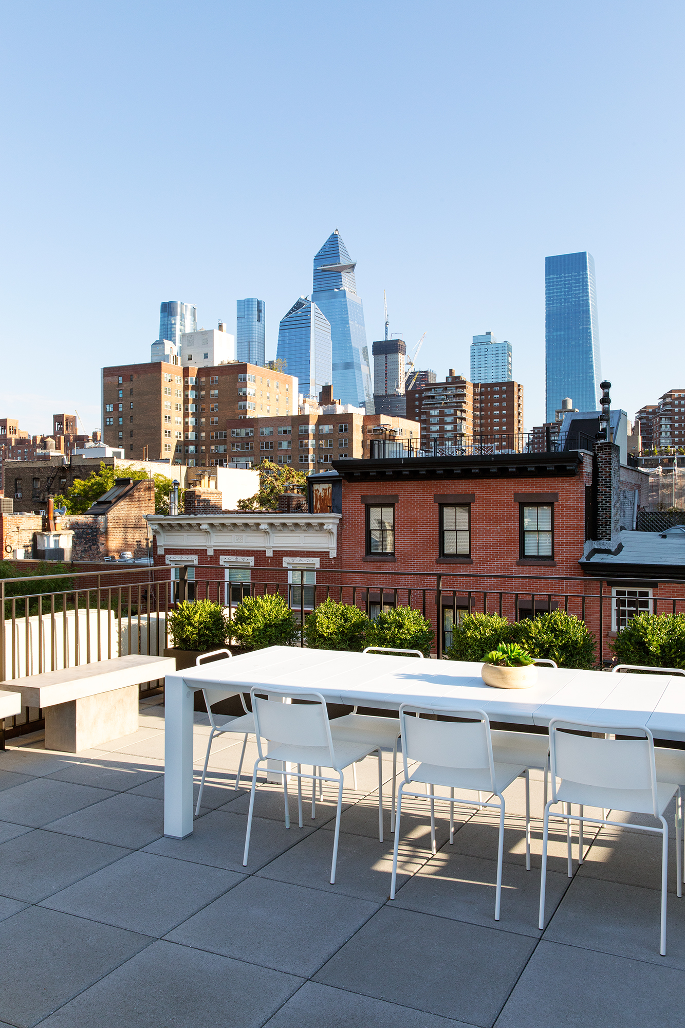 334 West 20th Street Manhattan, NY 10011 - Photo 17 of 20 a view of a chairs and table in a terrace