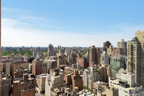 $7,680,000 | 200 East 83rd Street, Unit 29B | Upper East Side