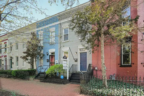 $825,000 | 1203 C Street Southeast, Washington, DC 20003