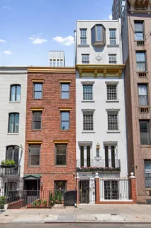 $3,999,000 | 245 East 52nd Street | Midtown East