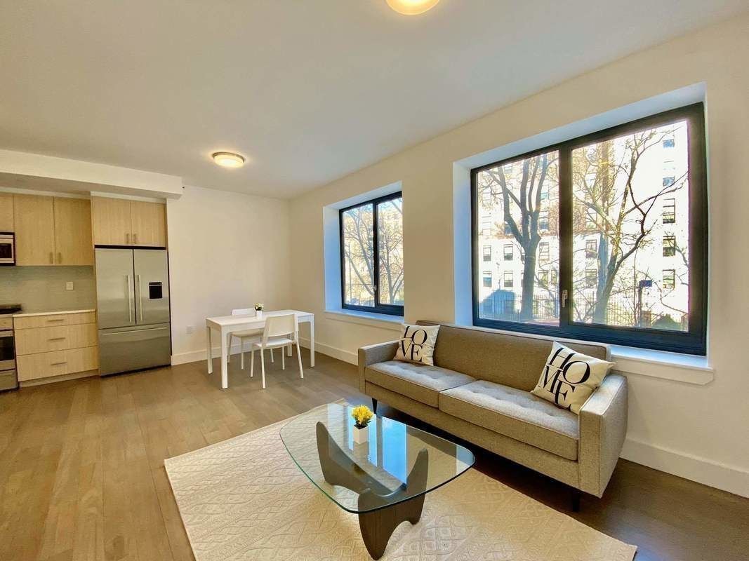 52 Convent Avenue, Unit 1B Manhattan, NY 10027 - Photo 4 of 17