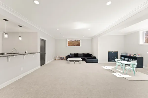 $2,550,000 | 8621 McHenry Street, Vienna, VA 22180