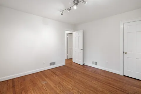 Contact Agent | 6613 Bradley Boulevard, Bethesda, MD 20817