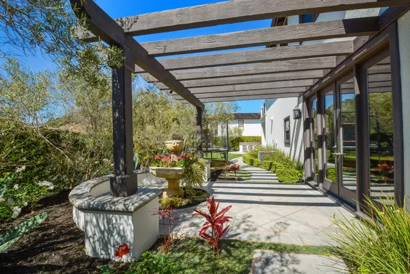 $3,750,000 | 8 Calle Angelitos, San Clemente, CA 92673
