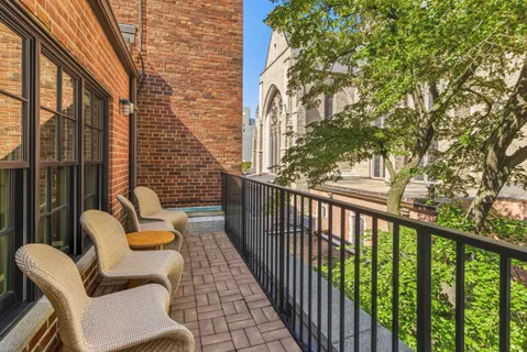 $11,950,000 | 157 East 65th Street | Lenox Hill