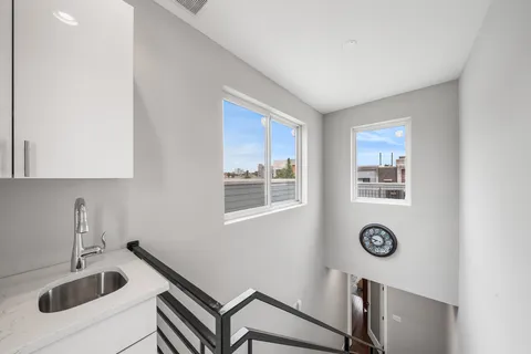 $649,999 | 1010 South 17th Street, Unit B, Philadelphia, PA 19146