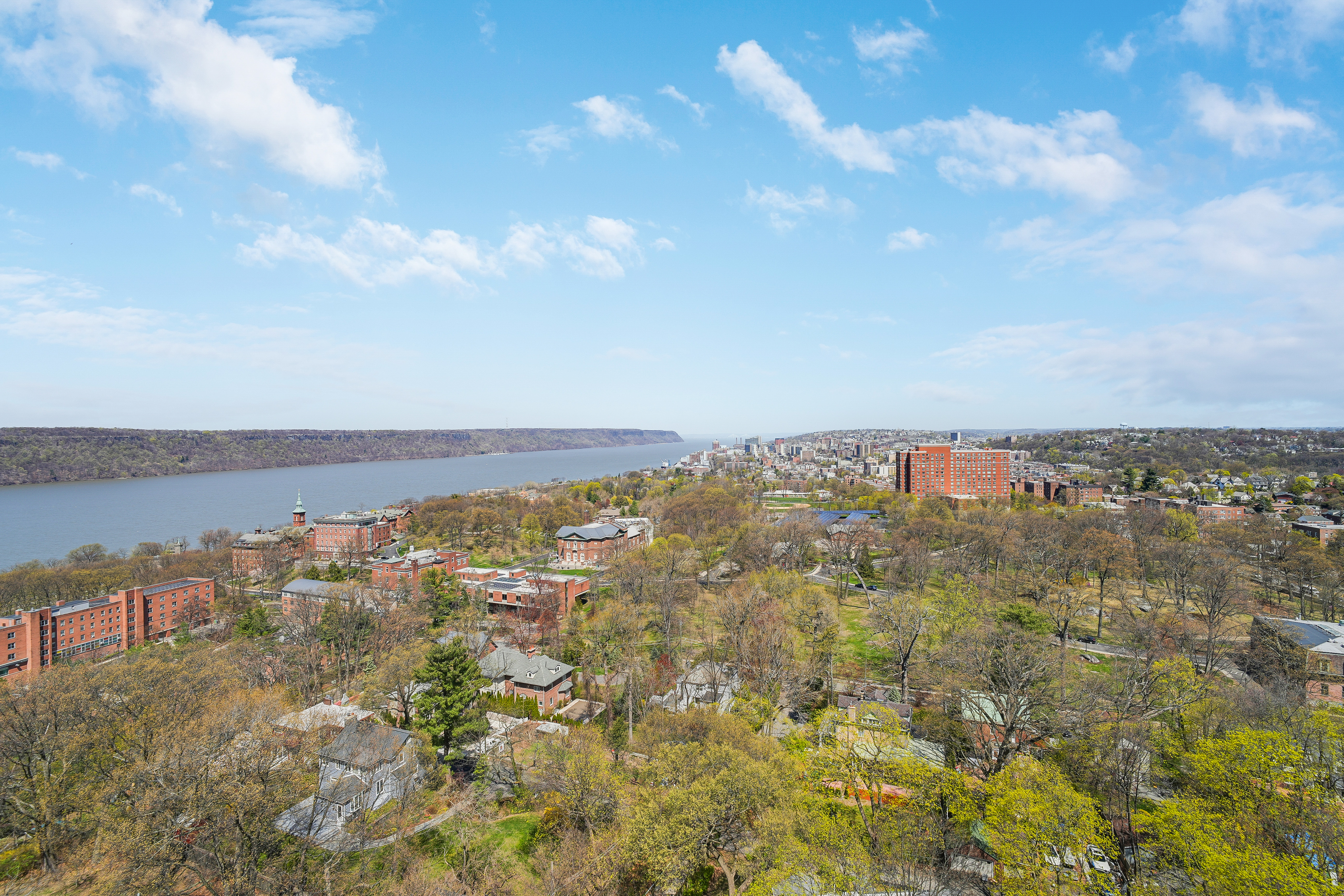 5900 Arlington Avenue, Unit 17W Bronx, NY 10471 - Photo 10 of 14 a view of lake and mountain
