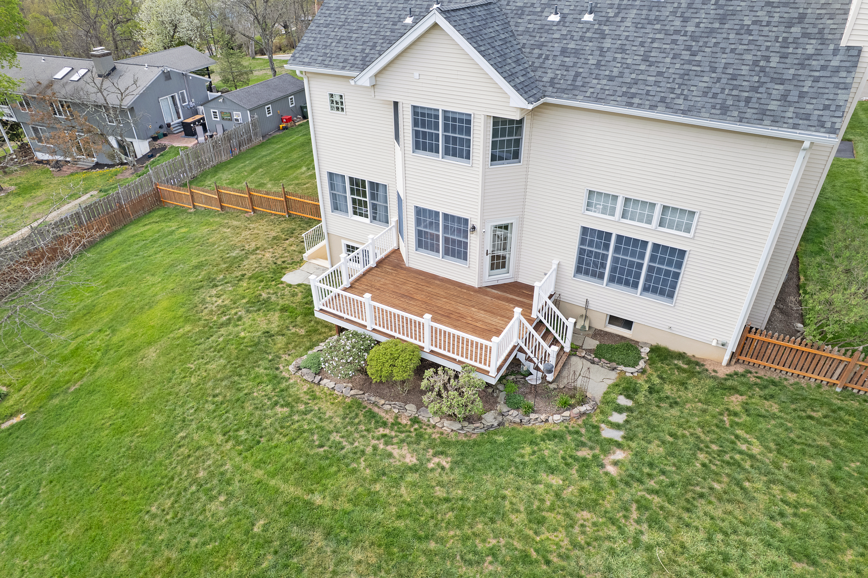 6 Ridge Road Frenchtown, NJ 08825 - Photo 3 of 25