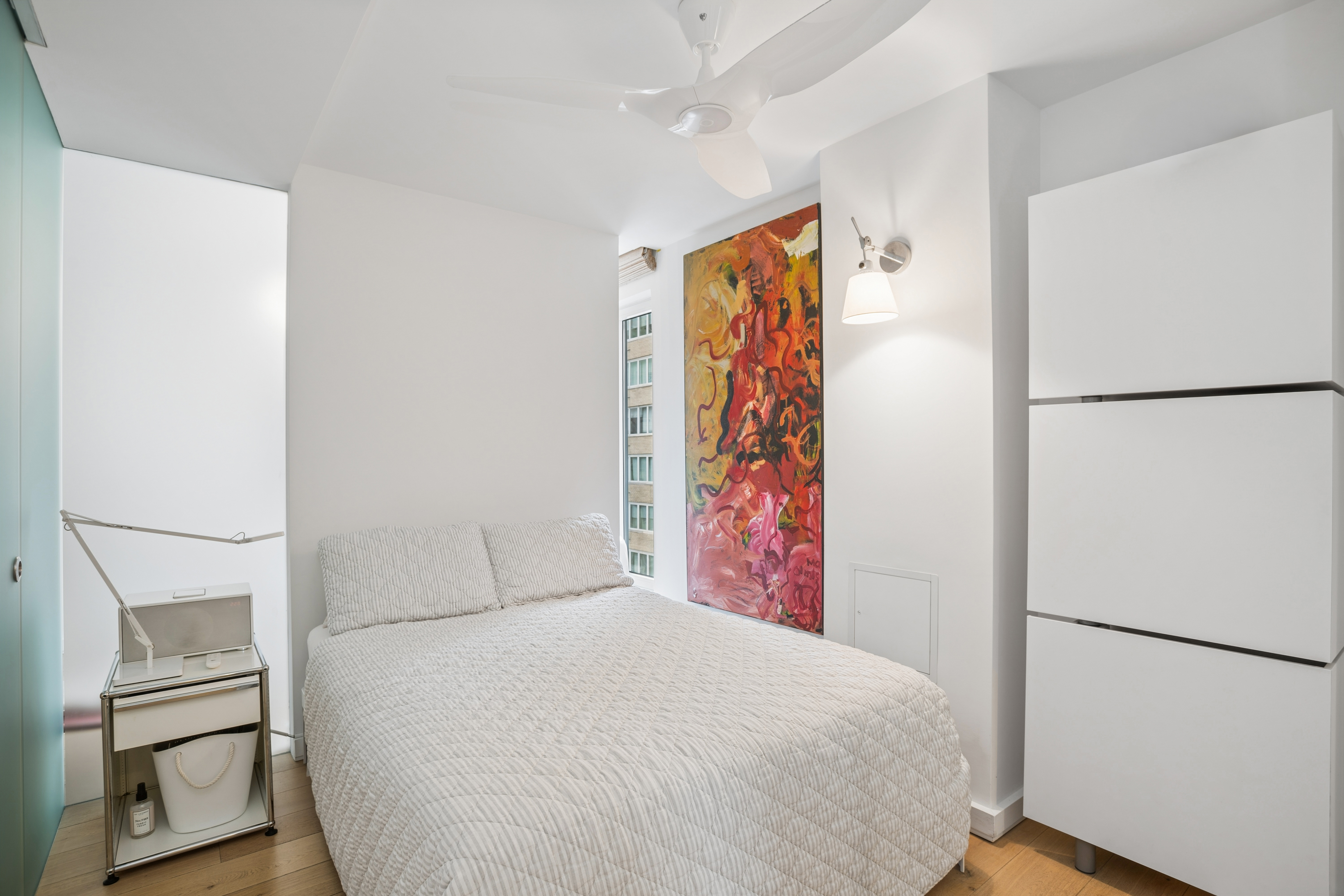 200 Central Park South, Unit 18L Manhattan, NY 10019 - Photo 6 of 9