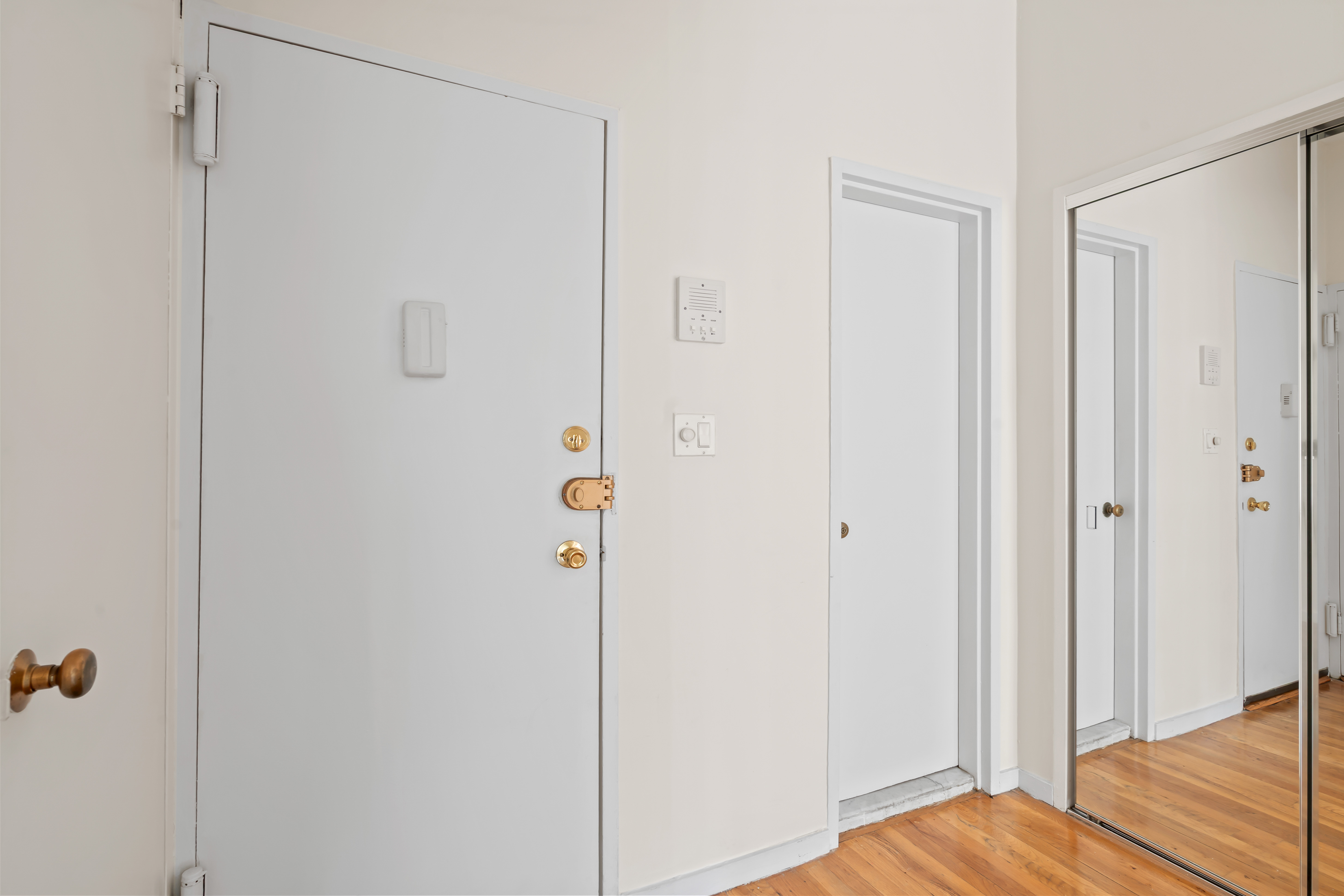 141 West 94th Street, Unit 3F Manhattan, NY 10025 - Photo 6 of 9