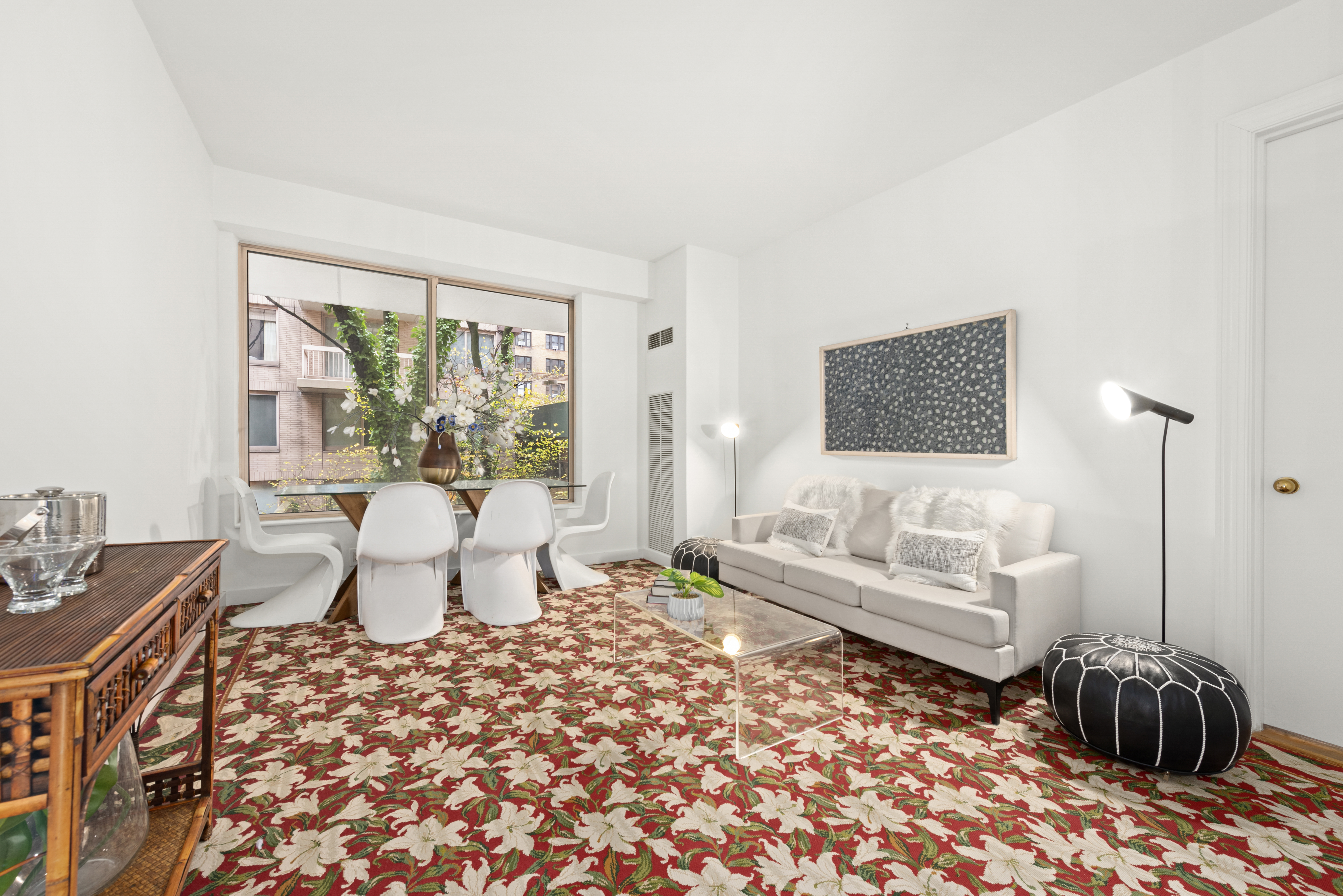 200 East 69th Street, Unit 2U Manhattan, NY 10021 - Photo 2 of 10