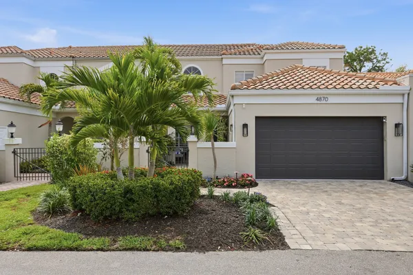 $1,695,000 | 4870 West Boulevard, Naples, FL 34103