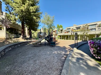 $695,000 | 242 Sandpiper Court, Novato, CA 94949