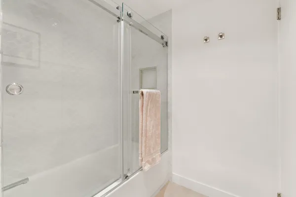 $1,295,000 | 2170 Century Park East, Unit 2107, Los Angeles, CA 90067