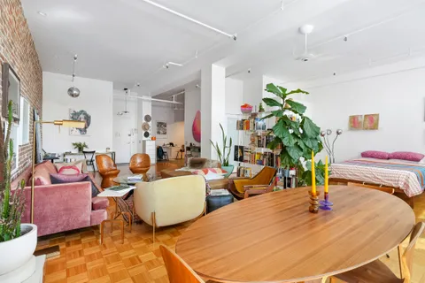 $1,300,000 | 423 Atlantic Avenue, Unit 3J | Boerum Hill