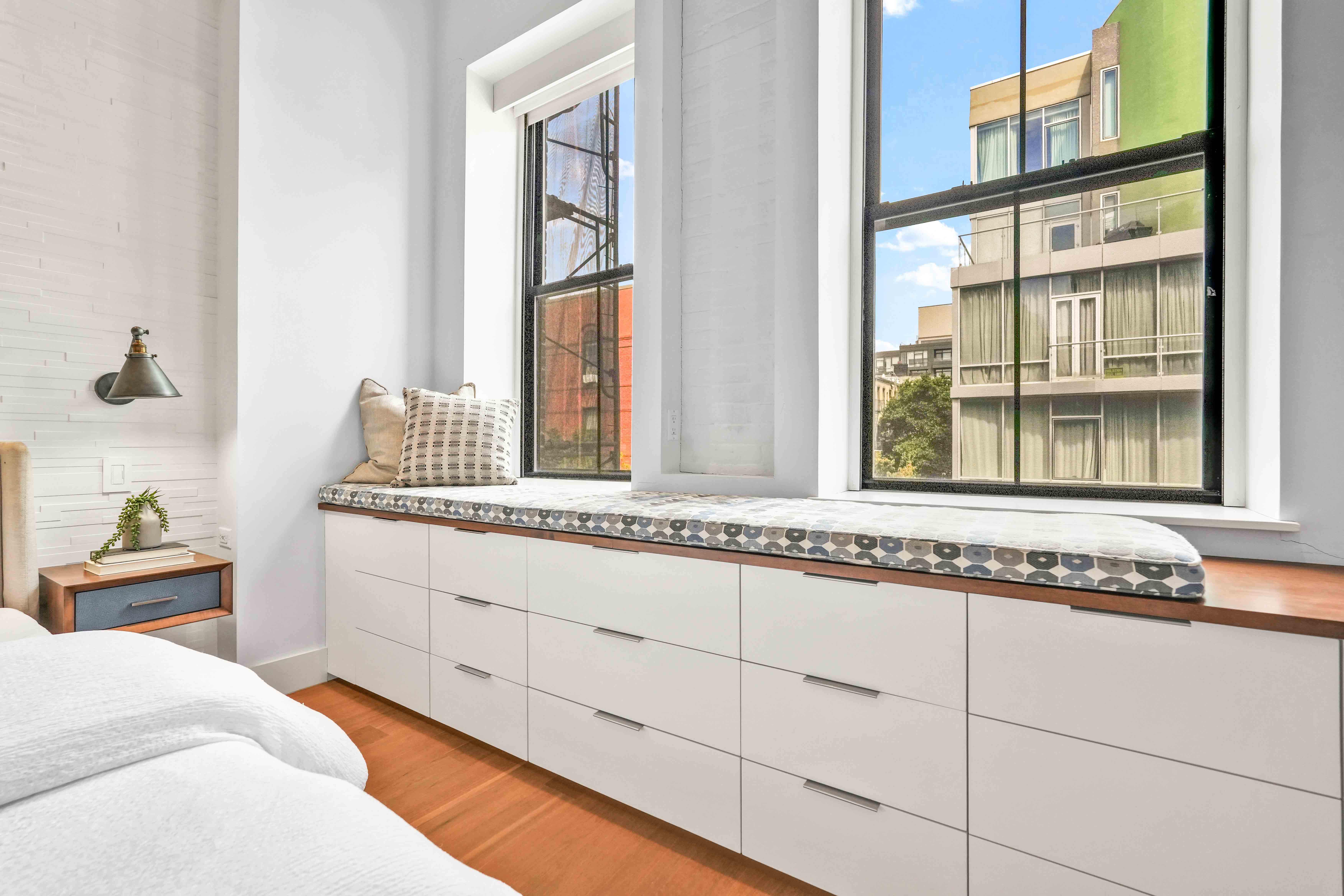172 North 10th Street, Unit 3A Brooklyn, NY 11211 - Photo 15 of 34 Gallery Image 15