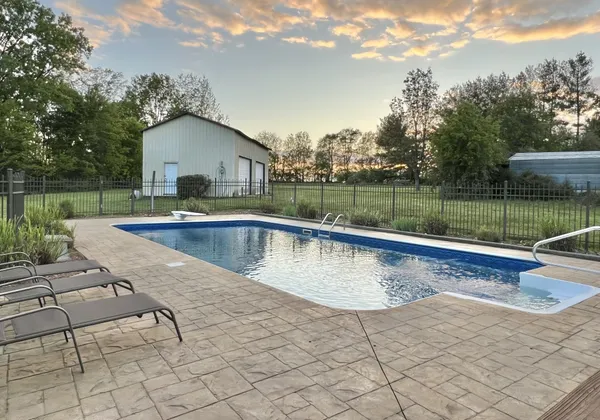 $369,990 | Undisclosed Address, Orlinda, TN 37141