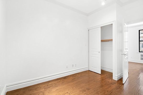12 5th Avenue, Unit 61 Manhattan, NY 10011 - Photo 5 of 8