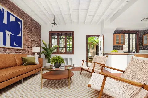 $12,000 | 61 Perry Street, Unit CARRIAGE | West Village