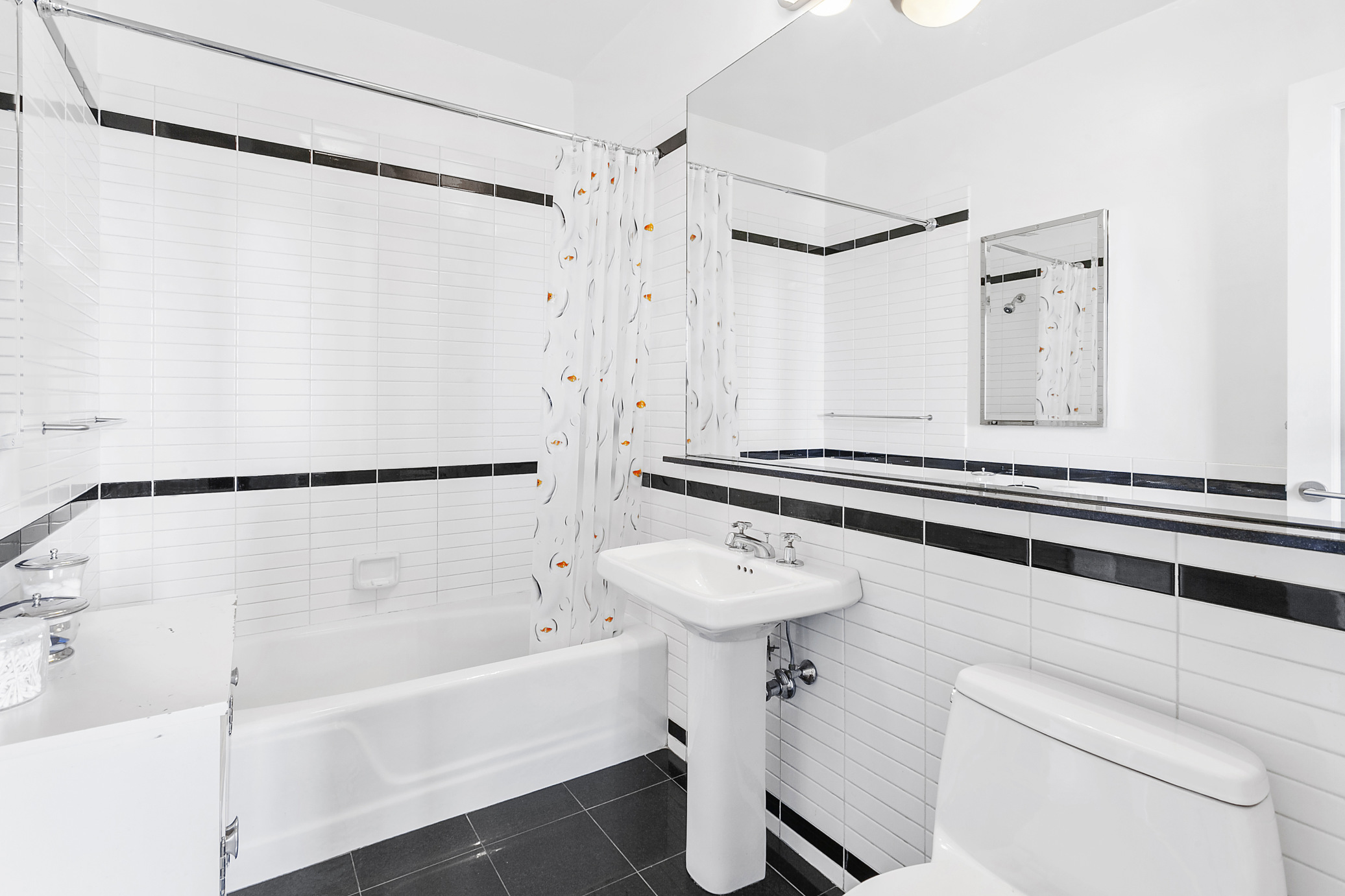 Manhattan, NY 10128 - Photo 15 of 31