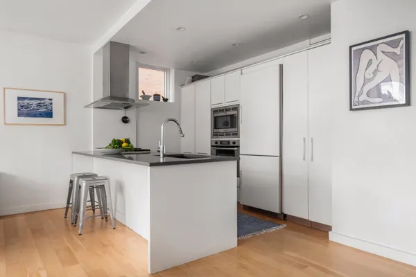 $5,850 | 70 Berry Street, Unit 5G | Williamsburg