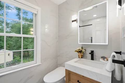 Contact Agent | 6613 Bradley Boulevard, Bethesda, MD 20817