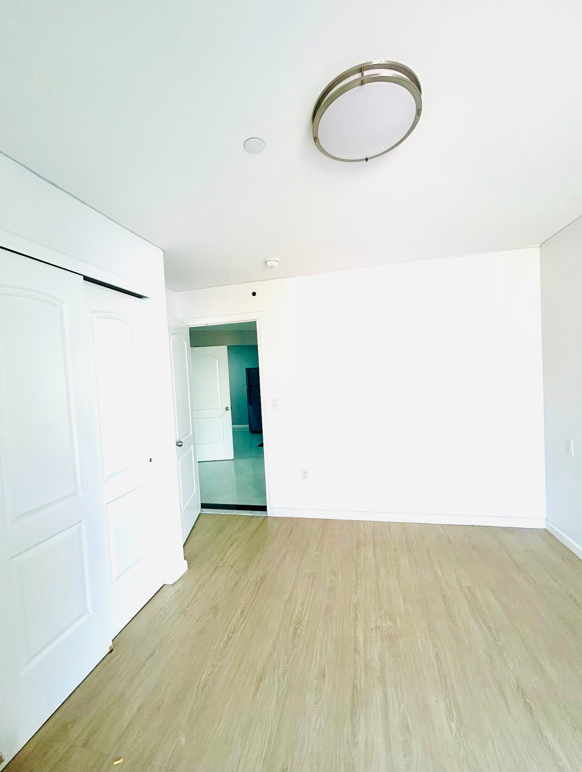 53-83 69th Street, Unit 1B Queens, NY 11378 - Photo 6 of 7