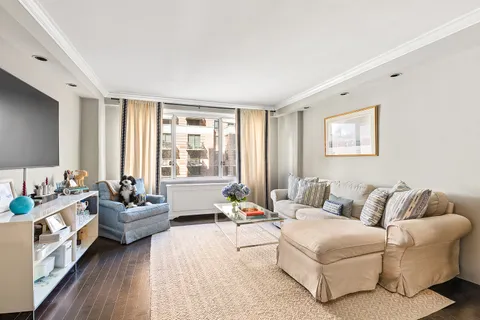 $725,000 | 201 East 25th Street, Unit 5F | Kips Bay