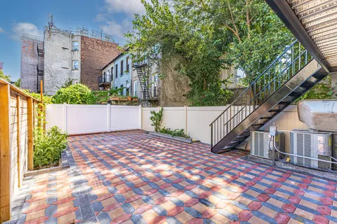 a view of an entrance to house