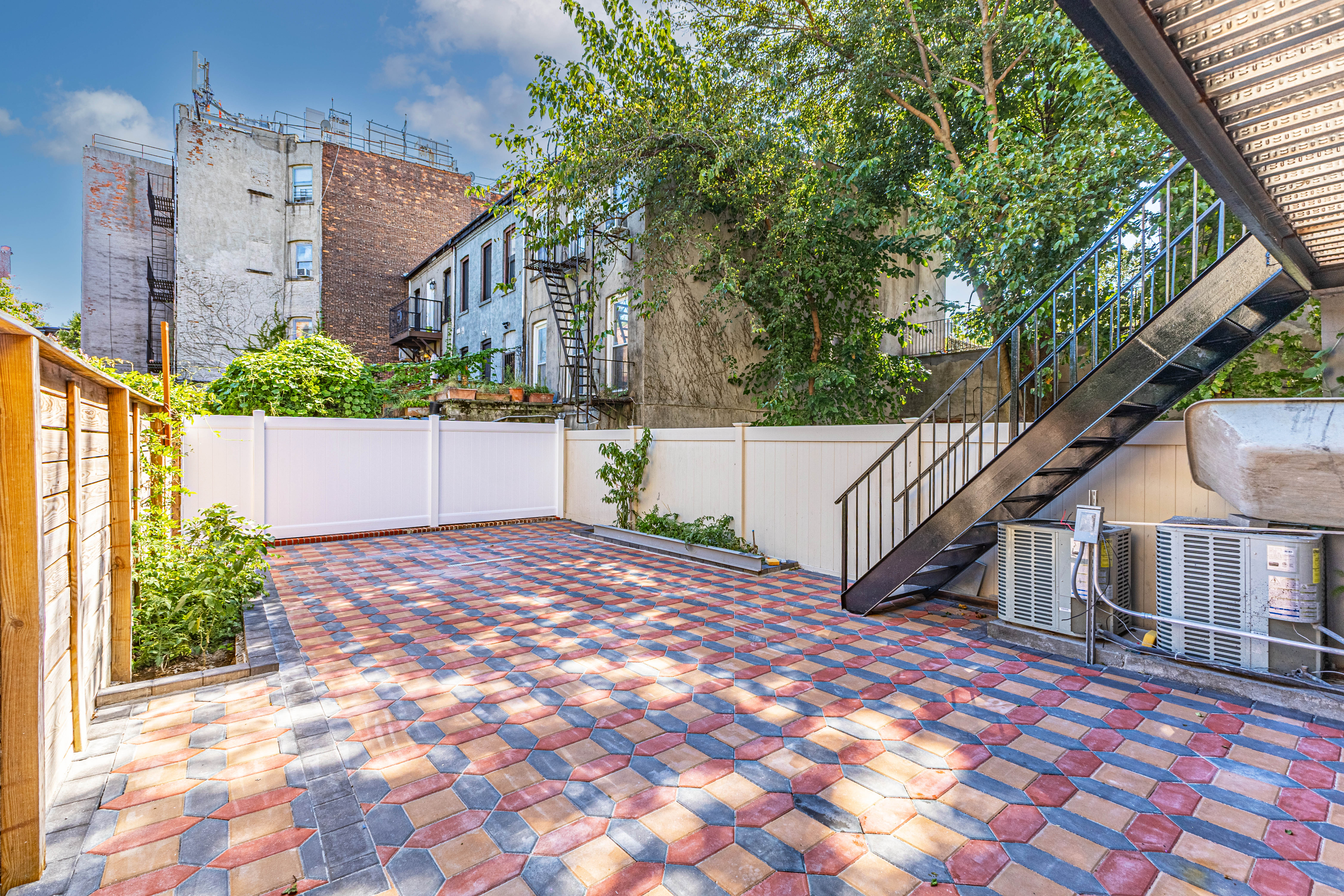 902 Lafayette Avenue Brooklyn, NY 11221 - Photo 5 of 17